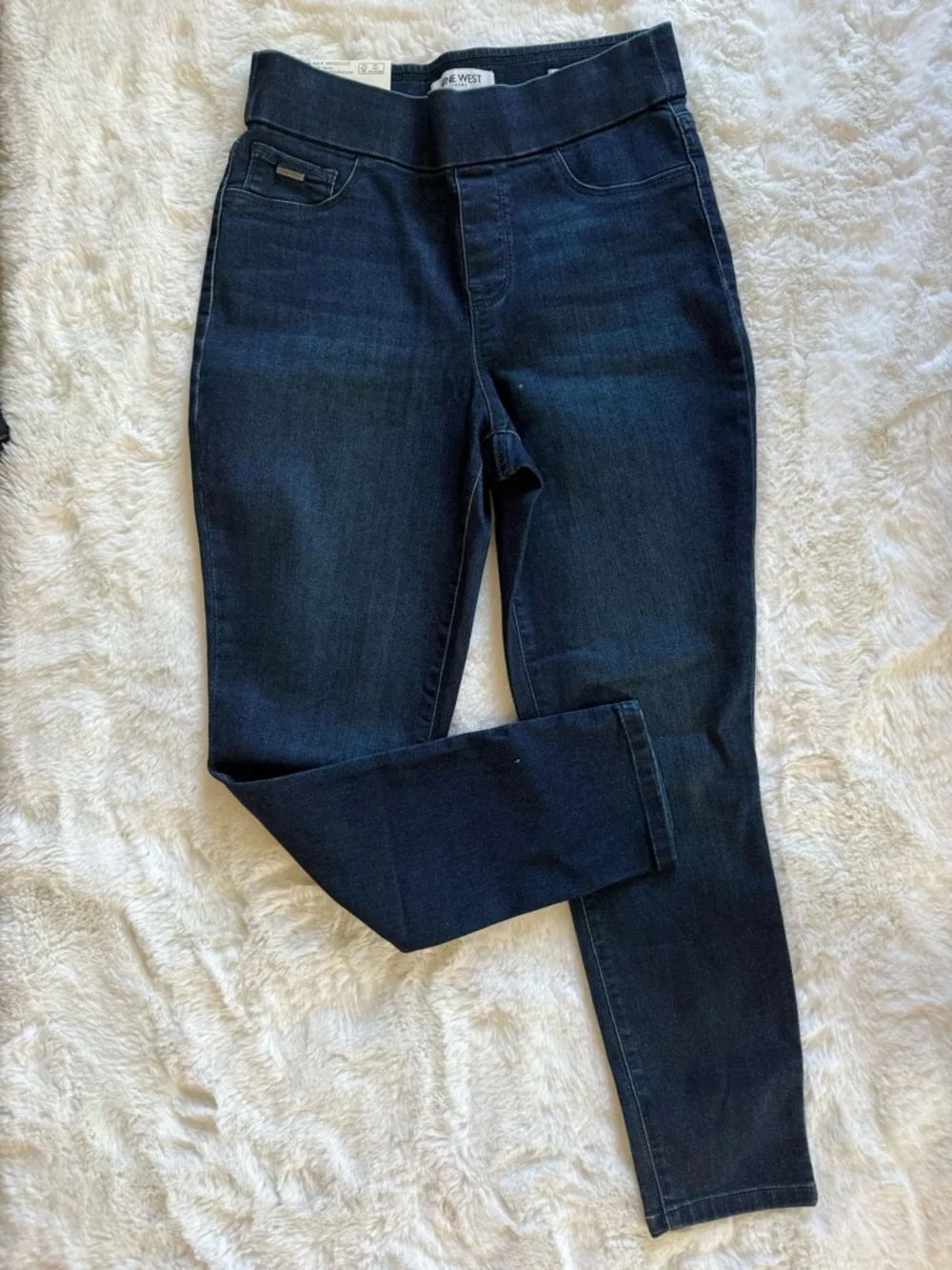 NWT Nine West Heidi Cropped Pull-On Jeans - Dark Blue